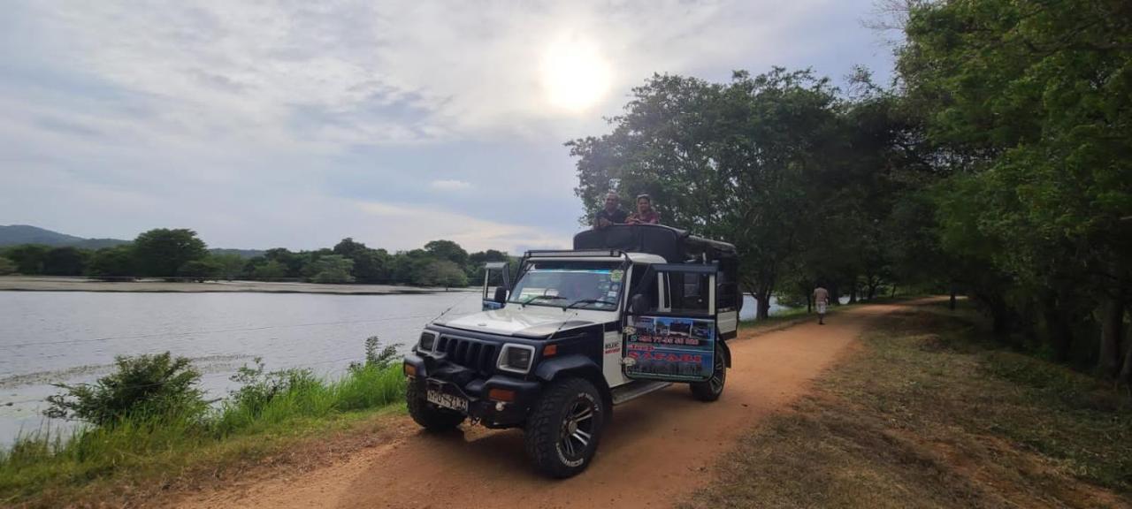 River Nature Park Polonnaruwa Exteriör bild